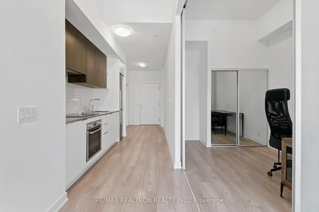 Additional image 25 of 120 Parliament St Unit 620