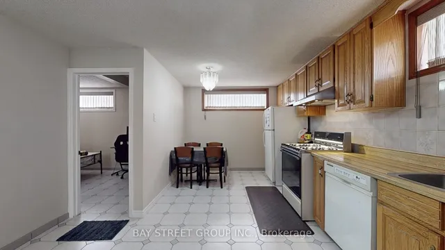 Additional image 36 of 119 Derrydown Rd