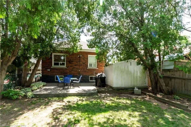 Additional image 33 of 42 Cameron Ave