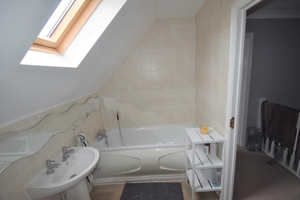 Additional image 7 of Eddington Crescent, Welwyn Garden City