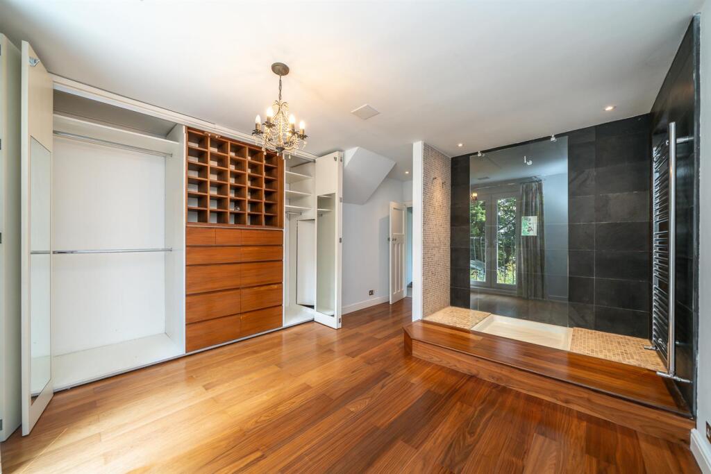 Additional image 15 of Colney Heath Lane, St. Albans