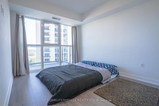 Additional image 27 of 225 Village Green Sq Unit 1708