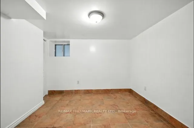 Additional image 35 of 1039 Ossington Ave