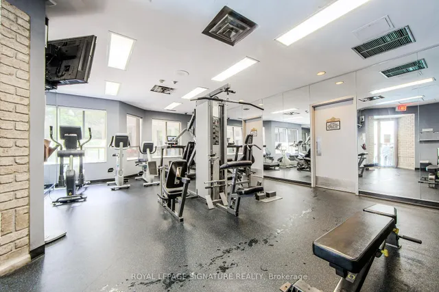 Additional image 39 of 55 Kingsbridge Garden Circ Unit 2111