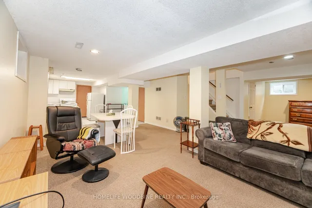 Additional image 38 of 32 Chopin Cres