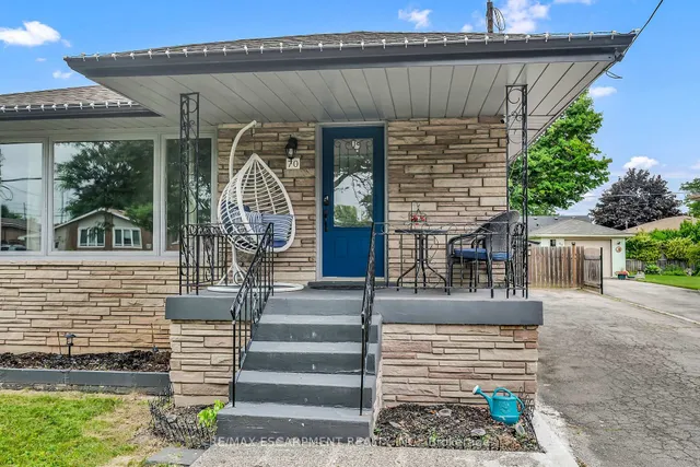 Additional image 6 of 70 Deschene Ave