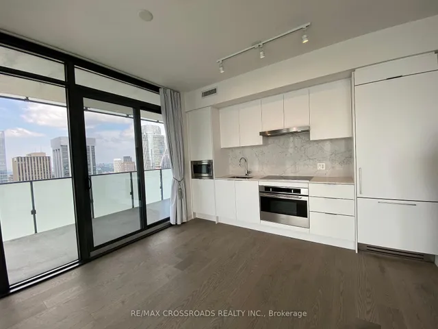 Additional image 14 of 20 Lombard St Unit 3510