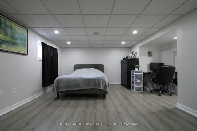 Additional image 27 of 626 Cape Ave