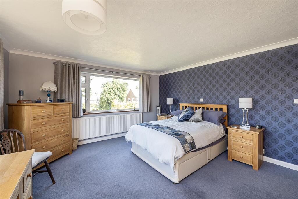 Additional image 7 of Park Avenue North, Harpenden