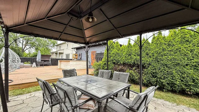 Additional image 35 of 253 Searle Ave