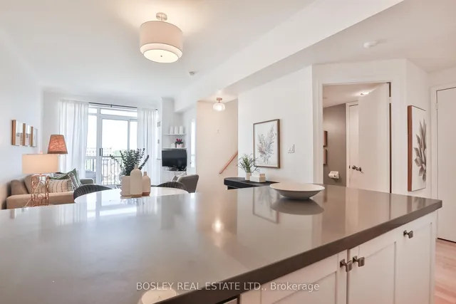 Additional image 8 of 1000 King St Unit PH3