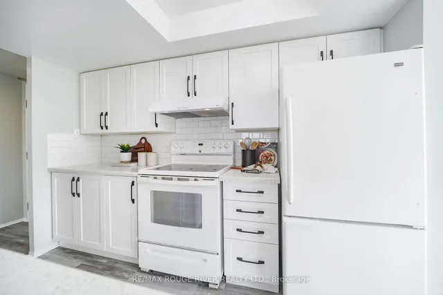Additional image 15 of 1470 Midland Ave Unit 1201
