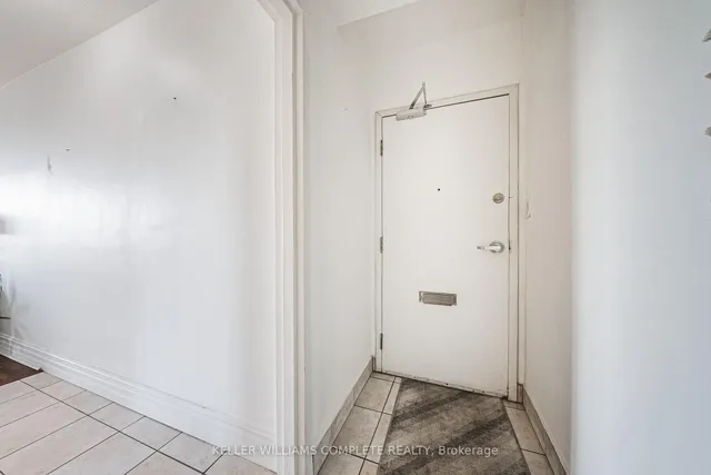 Additional image 4 of 101 QUEEN St Unit 606