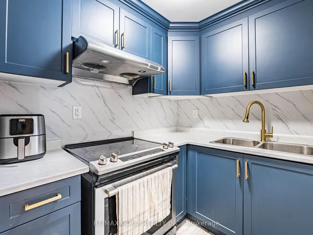 Additional image 31 of 22 Salonica Rd