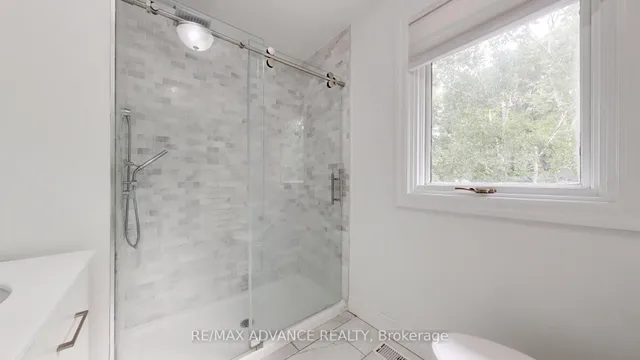 Additional image 28 of 9 carluke Cres