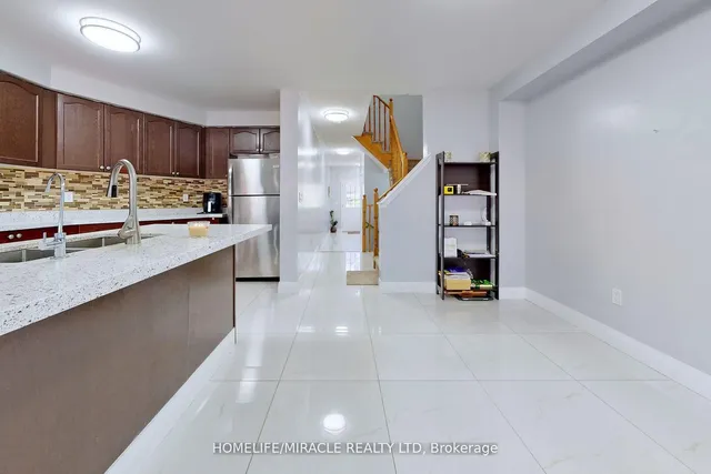 Additional image 10 of 15 Masseyfield St