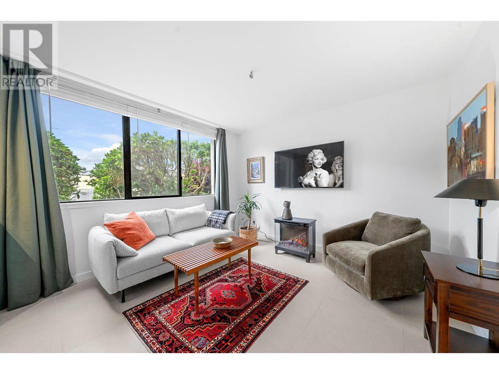 101A 460 14TH STREET|West Vancouver, British Columbia V7T2W1