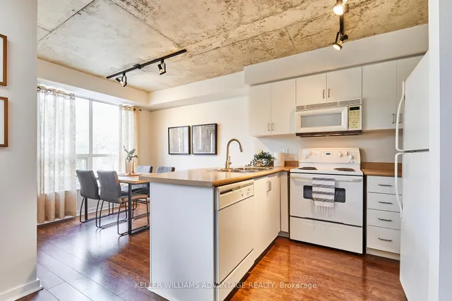 Additional image 6 of 800 King St Unit 201