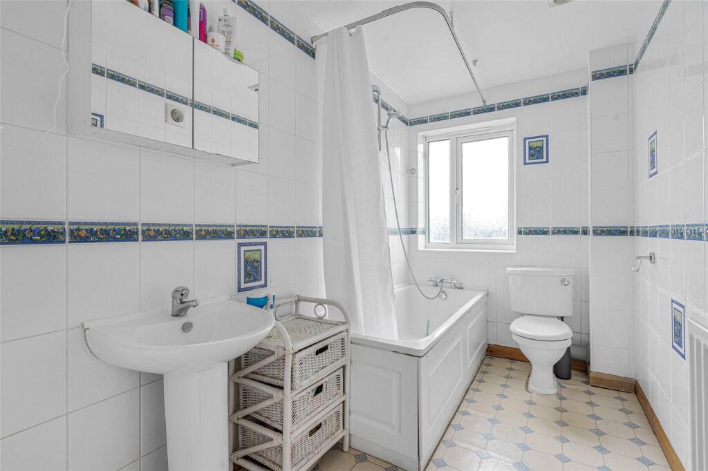 Additional image 11 of Tippendell Lane, St. Albans, Hertfordshire, AL2