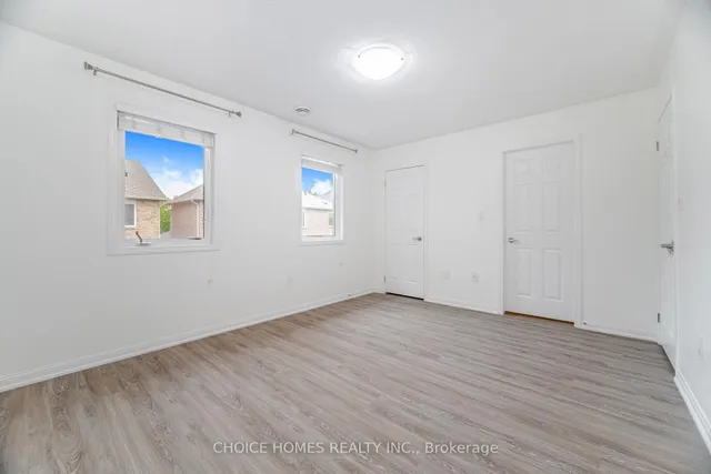 房产图片 25 - 319 麦克杜格尔交汇处