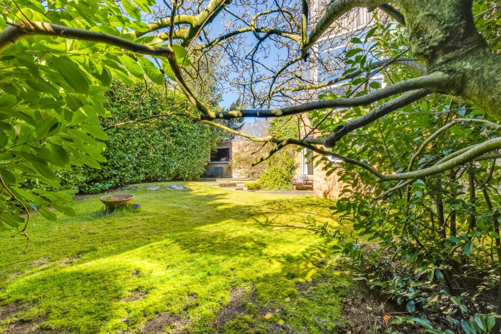 Additional image 16 of Willow Grove, Welwyn Garden City, Hertfordshire, AL8 7NA