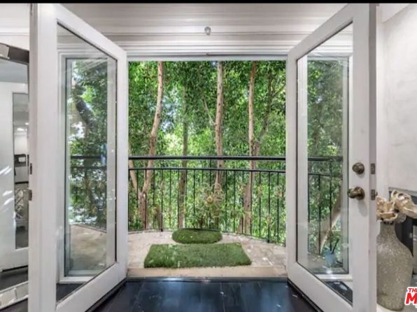 3401 Barham Blvd APT 3, Los Angeles, CA 90068