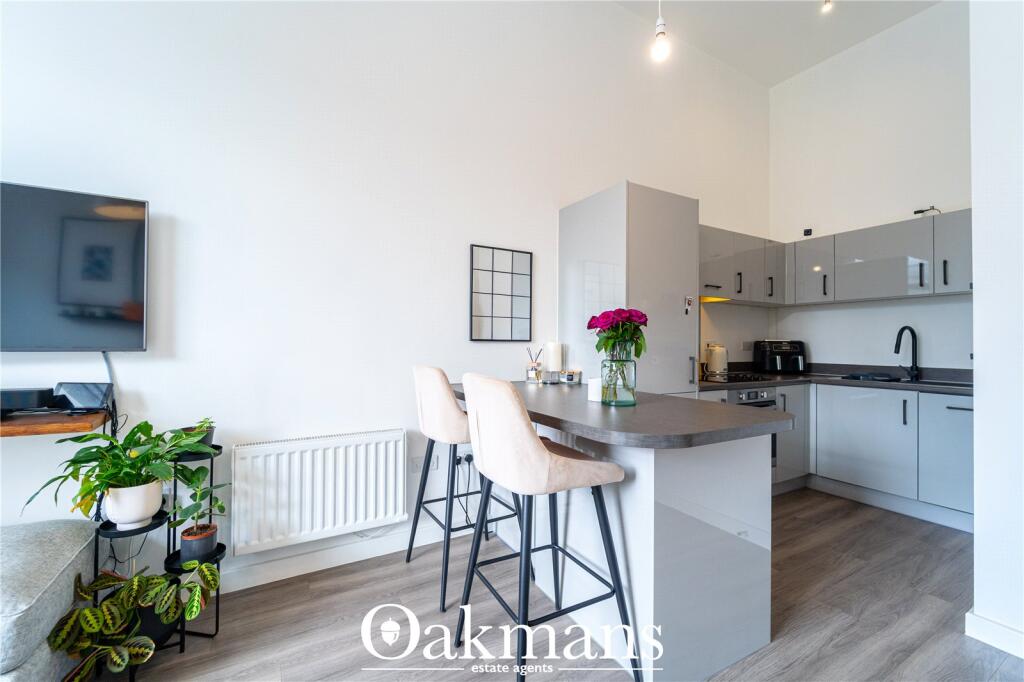 Additional image 8 of New House Farm Drive, Northfield, Birmingham, West Midlands, B31