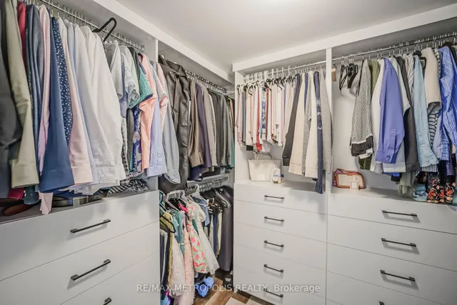 Additional image 19 of 871 Sheppard Ave Unit 29