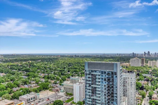 Additional image 36 of 161 Roehampton Ave Unit 4108