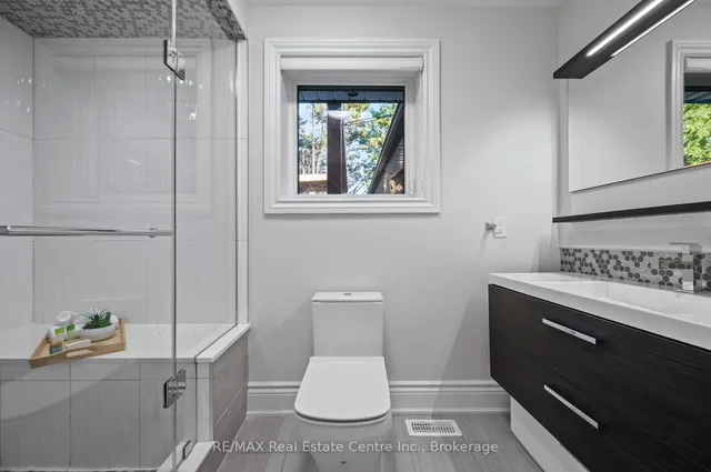 Additional image 24 of 47 Valentine Dr