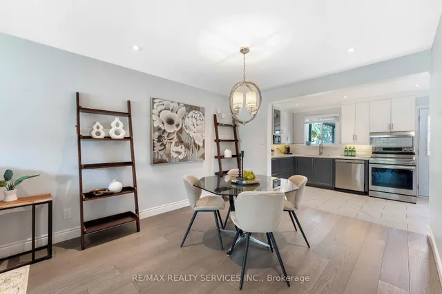 Additional image 22 of 94 Guildford Cres Unit 94