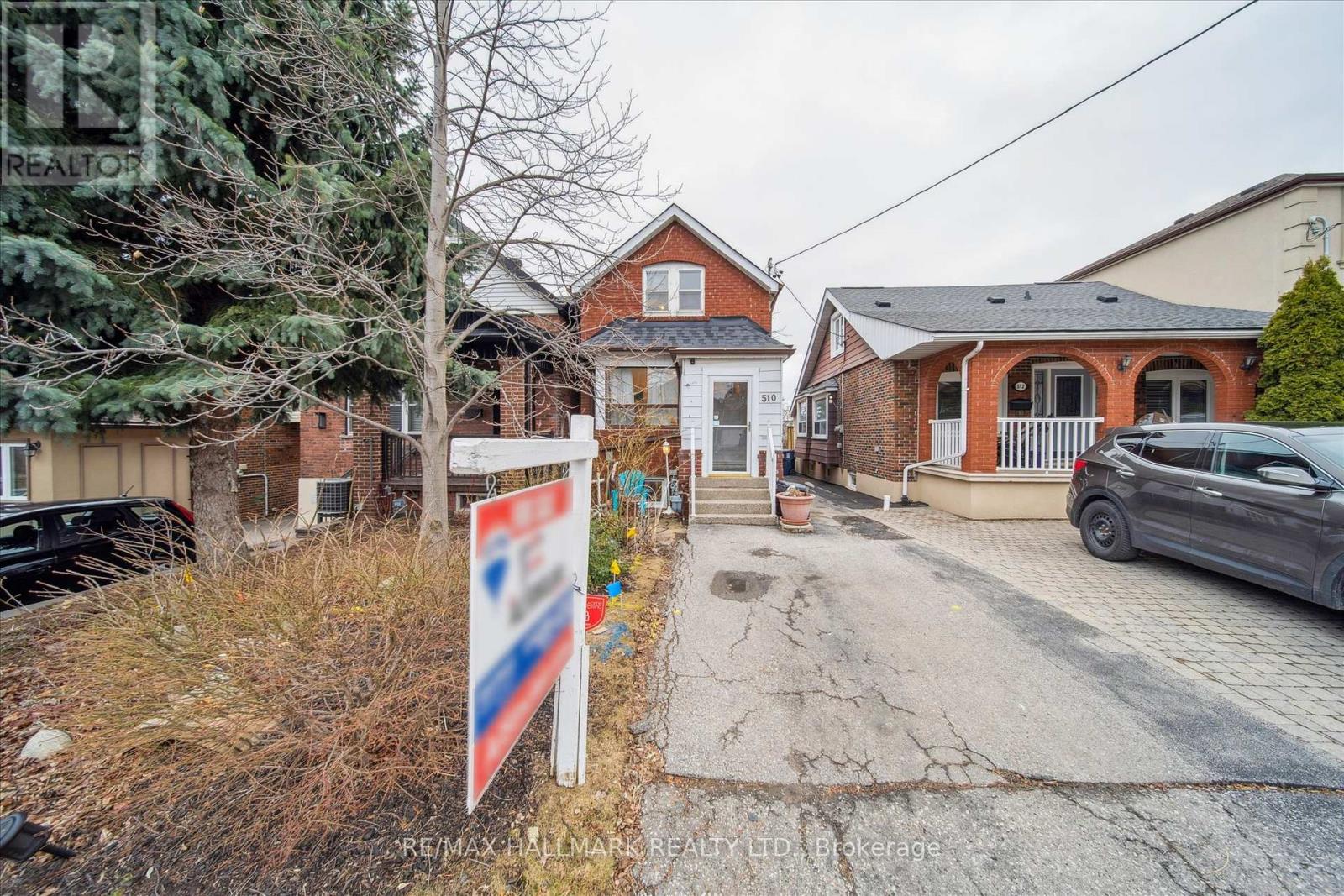 510 NORTHCLIFFE BOULEVARD|Toronto (Oakwood Village), Ontario M6E3L5