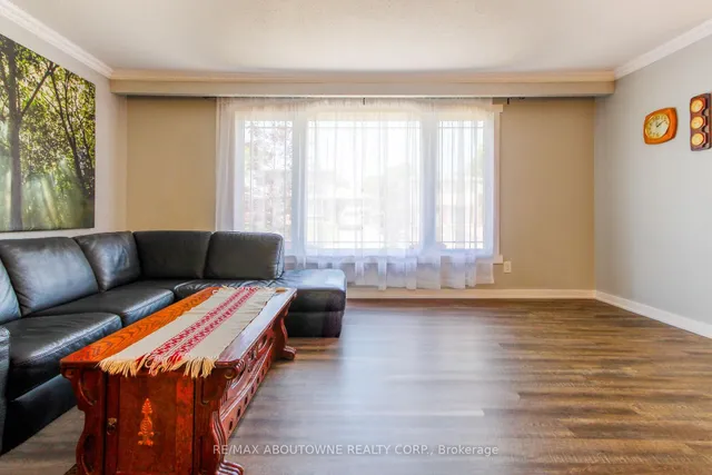 Additional image 18 of 626 Cape Ave