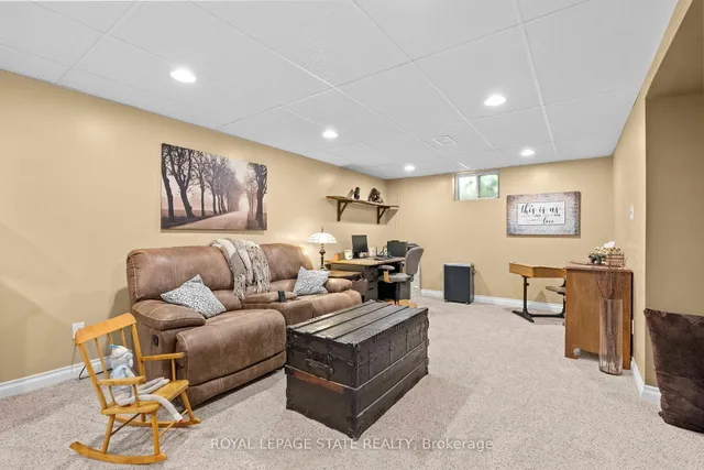 Additional image 32 of 11 Barnett Crt