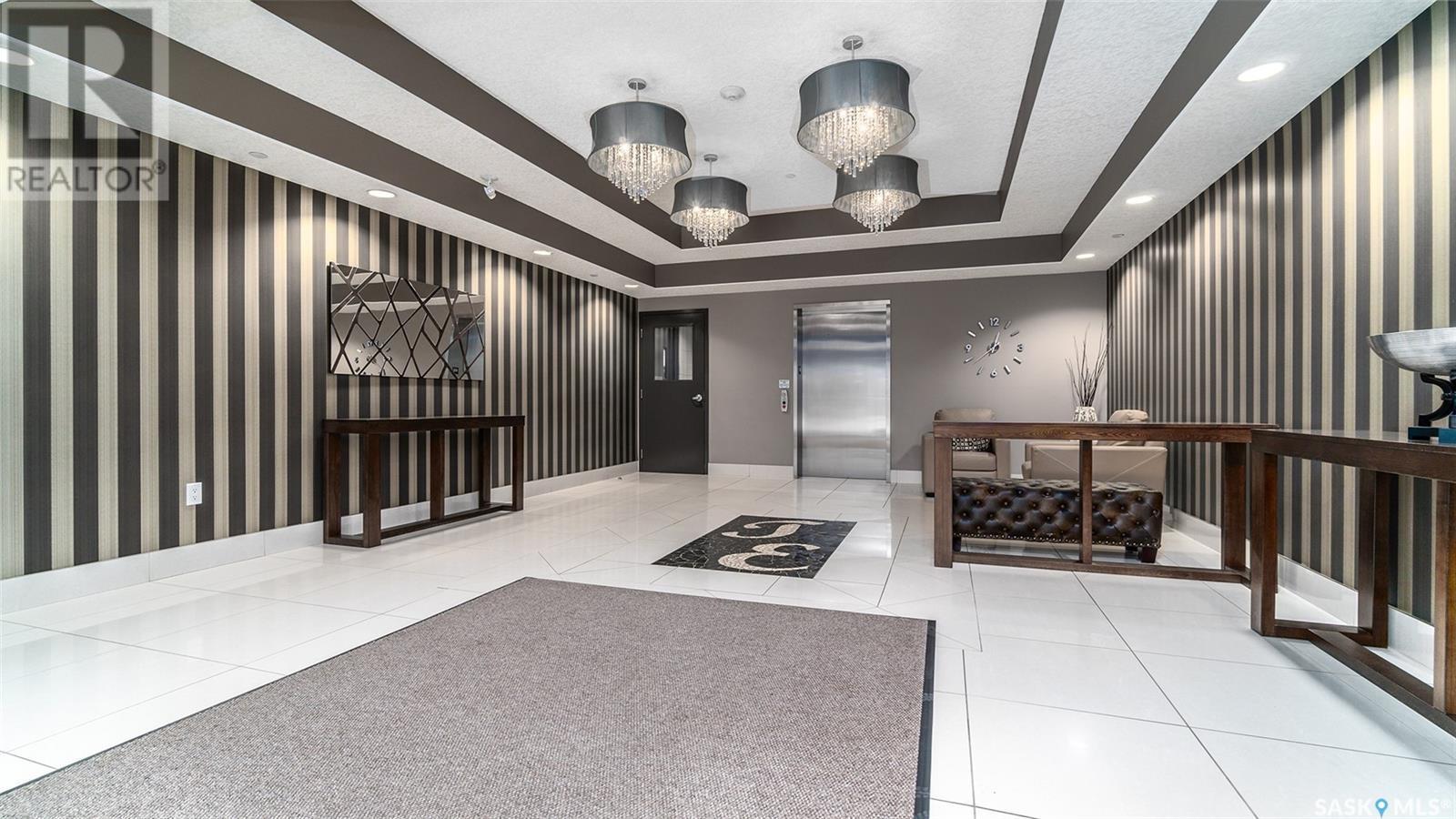 Property image for 402 205 Fairford STREET E|Moose Jaw, Saskatchewan S6H0E1