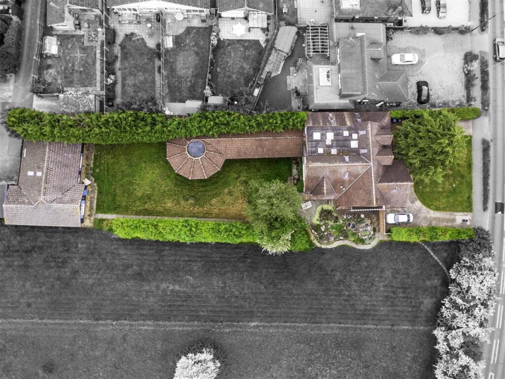 Additional image 15 of Dixons Hill Road, Welham Green