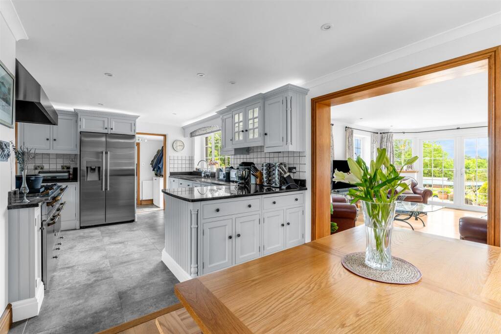 Additional image 7 of Warren Way, Welwyn