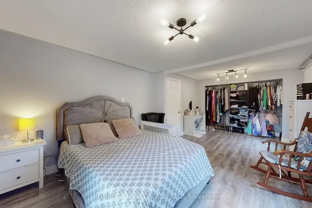 Additional image 27 of 4 Flamingo Cres