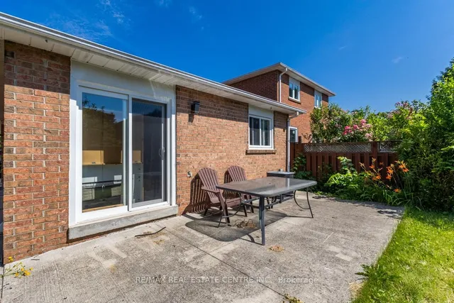 Additional image 43 of 21 Chopin Cres