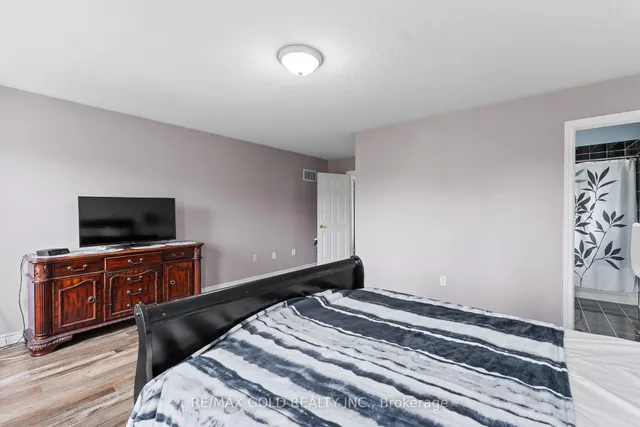 Additional image 36 of 15 Eagle Plains Dr