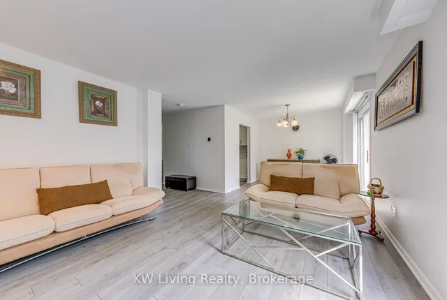 Additional image 12 of 12 Kline Crt