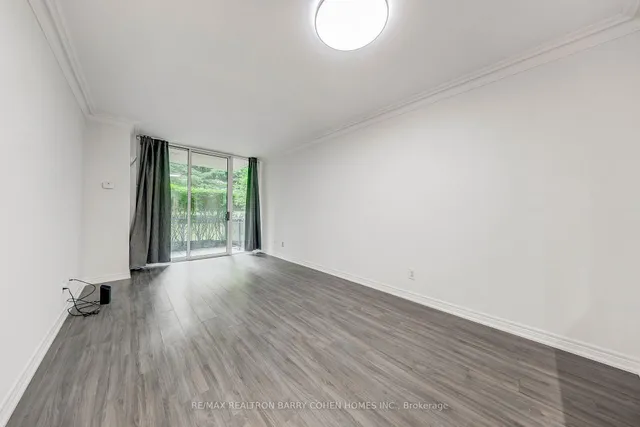 Additional image 11 of 38 William Carson Cres Unit 115