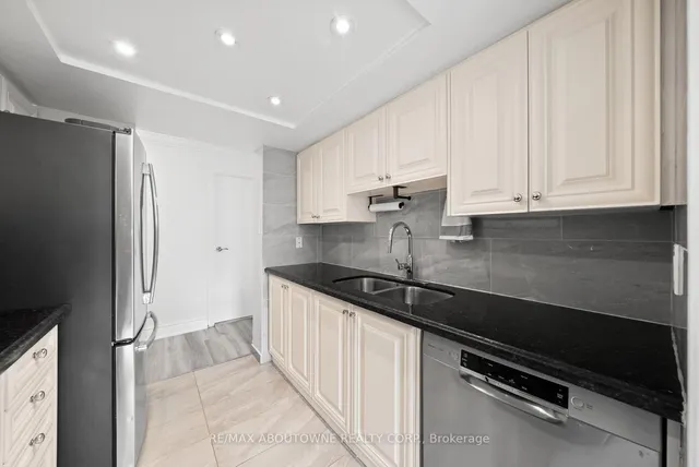 Additional image 14 of 5 Rowntree Rd Unit 407