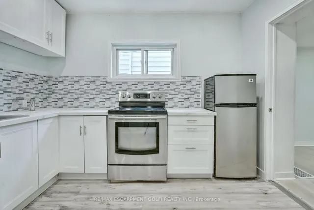 Additional image 19 of 40 Aikman Ave