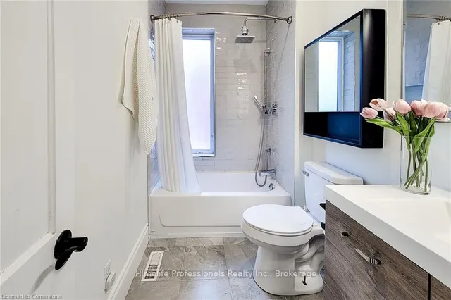 Additional image 30 of 116 Locke St