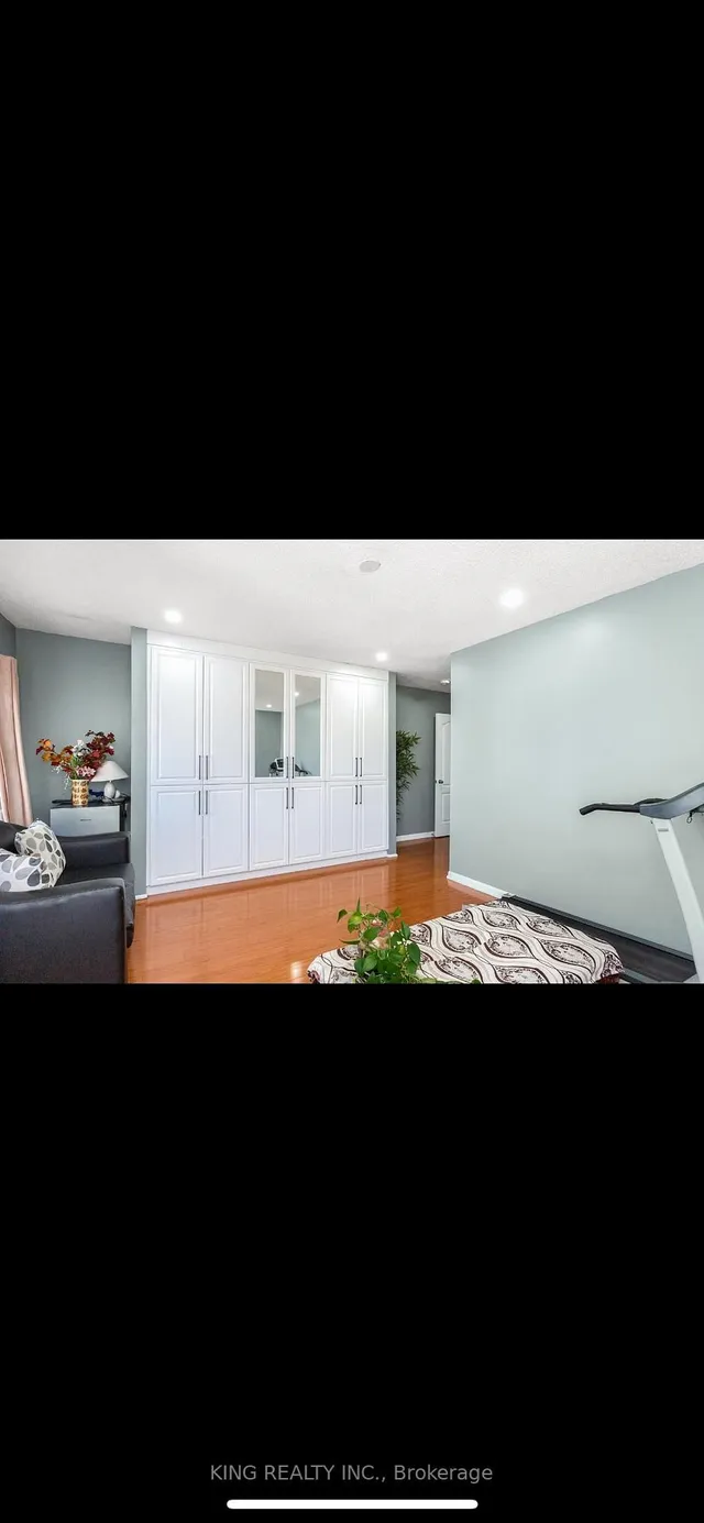 Additional image 17 of 161 Tiller Tr