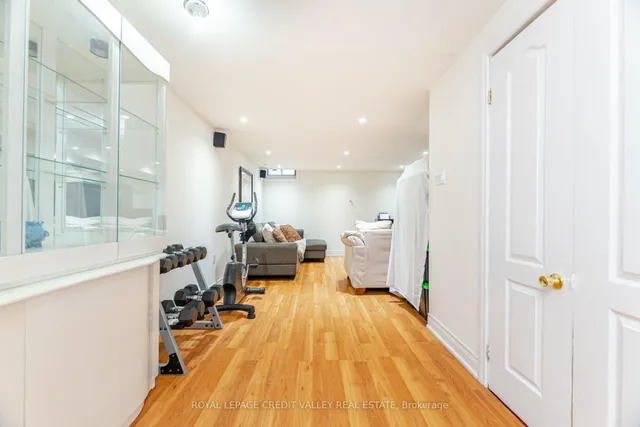 Additional image 34 of 32 Millstone Dr