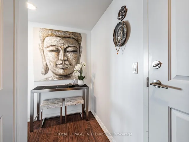 Additional image 24 of 65 East Liberty St Unit 1202