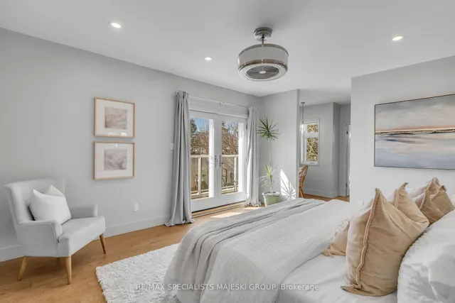 Additional image 22 of 48 Fourth St