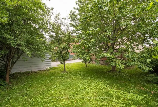 Additional image 18 of 29 Roseland Dr